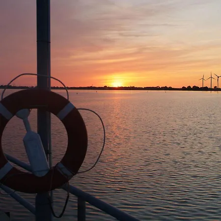 Kaddis Sunshine - Stern Hausboot Prázdninový dům