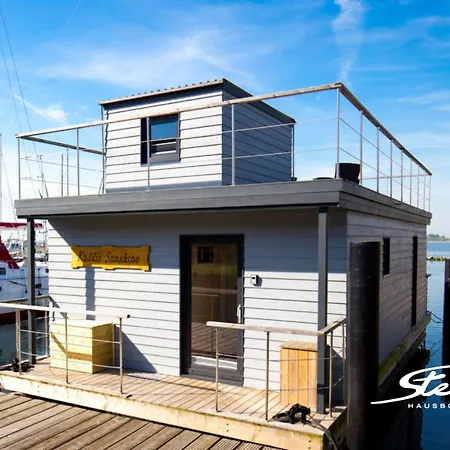 Kaddis Sunshine - Stern Hausboot Fehmarn